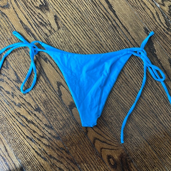 Tea You Harper String Brazilian Bikini Bottom Small - Picture 2 of 5